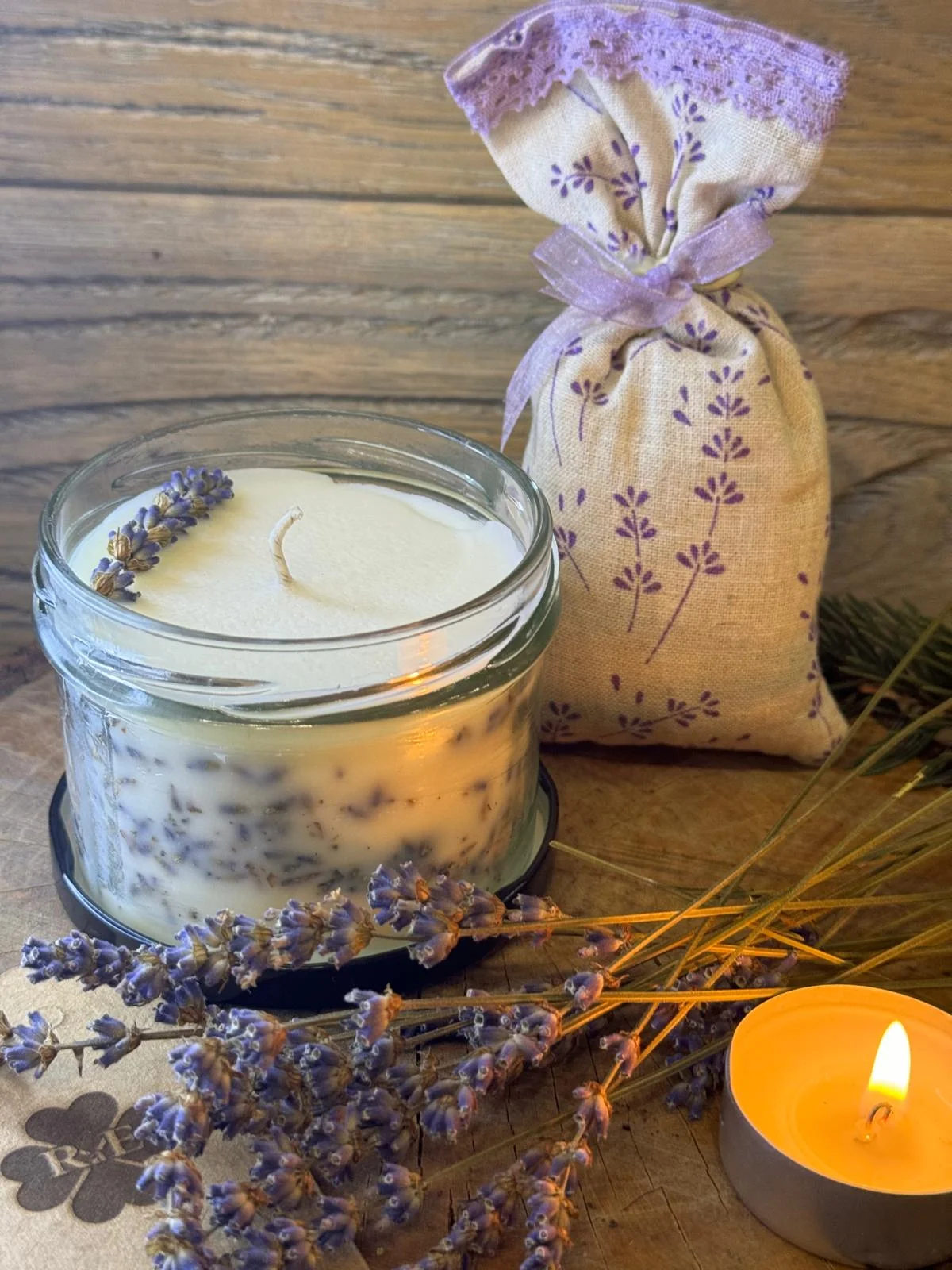 full_levandule_velk__